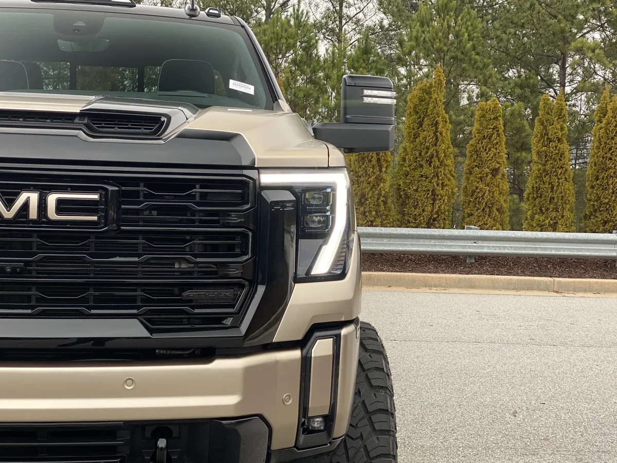 2024 GMC Sierra 2500HD AT4X thumbnail 19