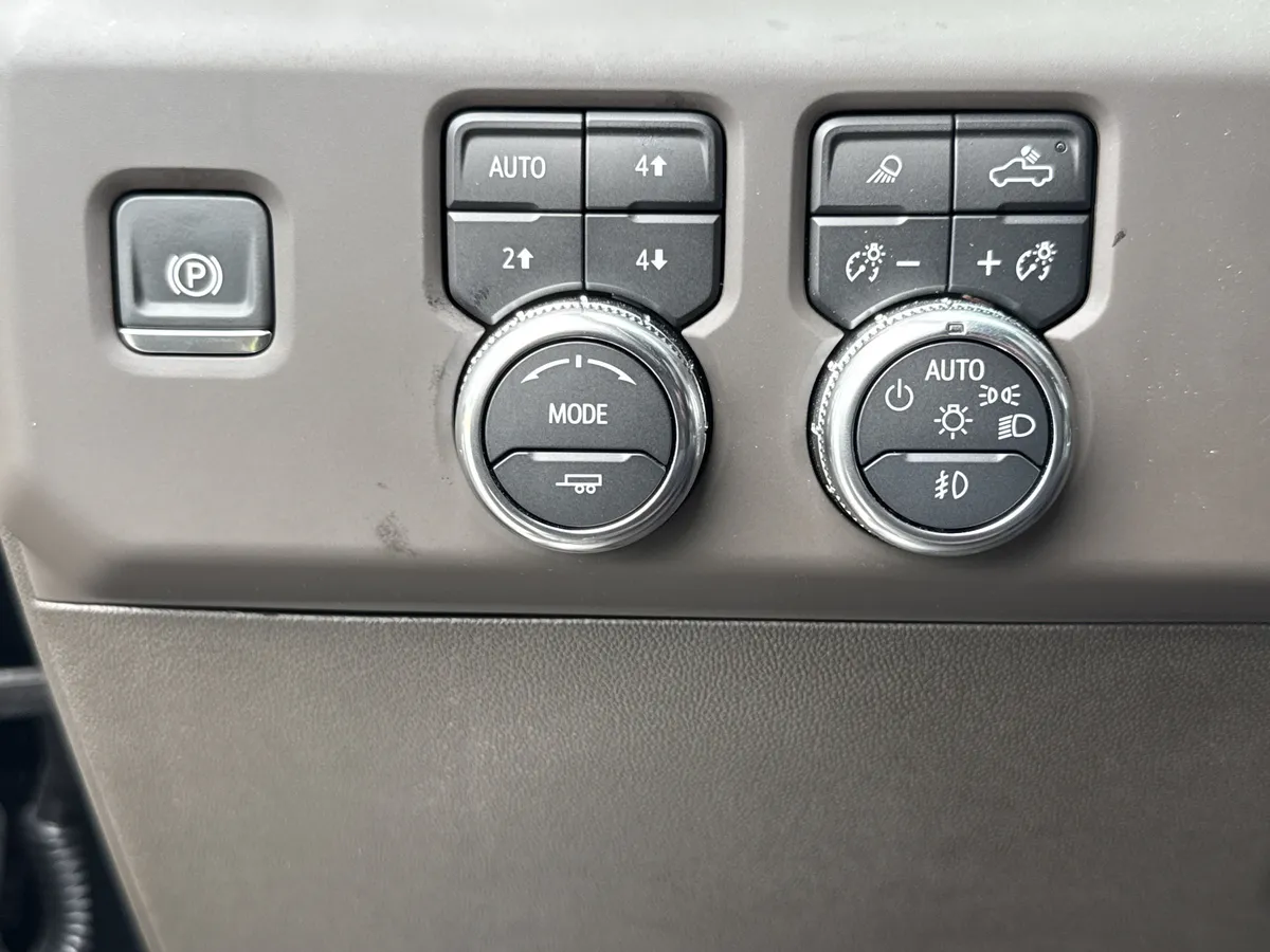 2024 GMC Sierra 2500HD Denali thumbnail 18