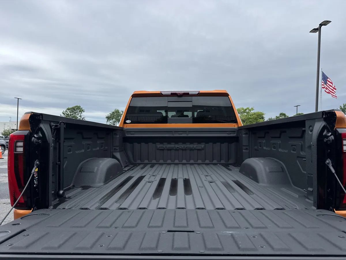 2024 GMC Sierra 2500HD Denali thumbnail 32