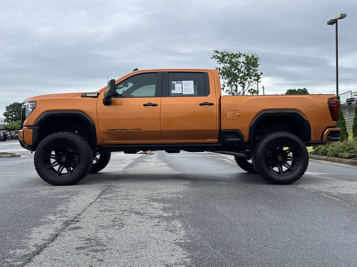 2024 GMC Sierra 2500HD Denali thumbnail 6