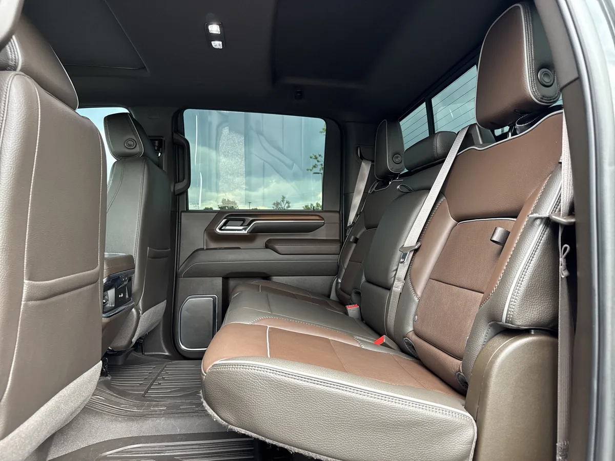 2024 GMC Sierra 2500HD Denali thumbnail 12
