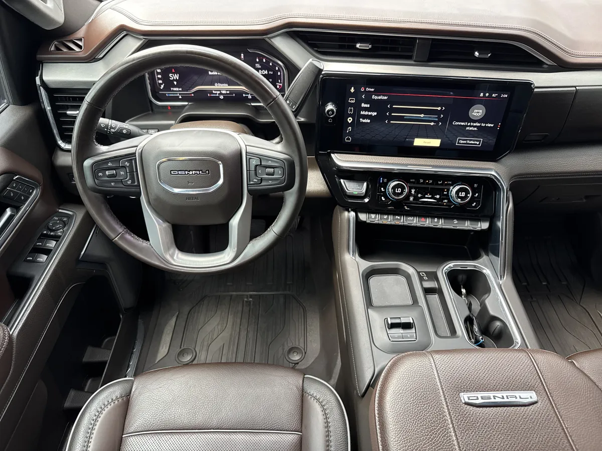 2024 GMC Sierra 2500HD Denali thumbnail 15