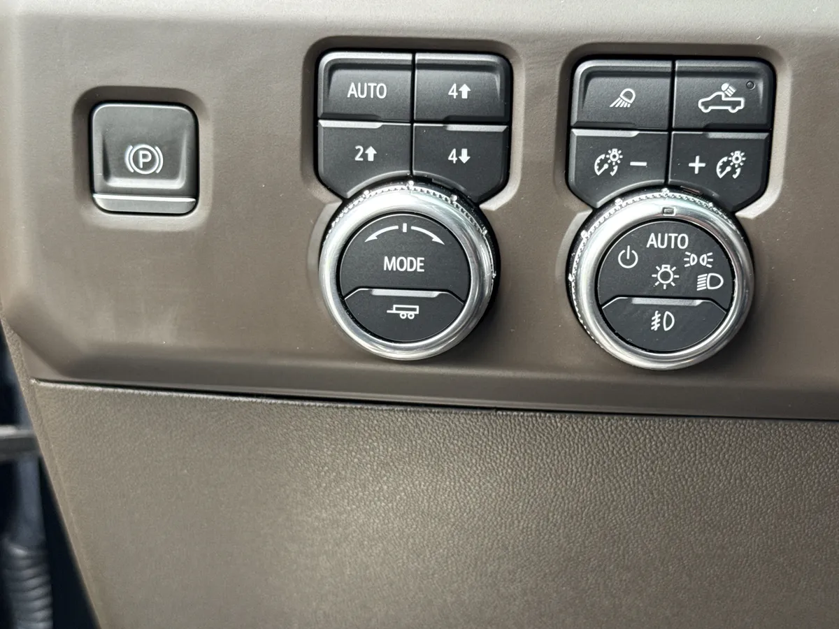 2024 GMC Sierra 2500HD Denali thumbnail 19