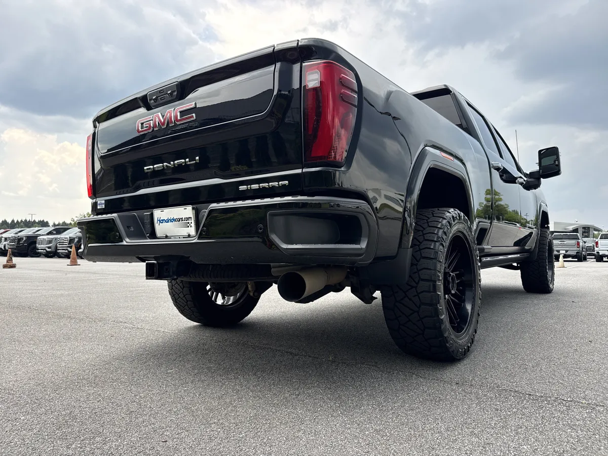 2024 GMC Sierra 2500HD Denali thumbnail 9