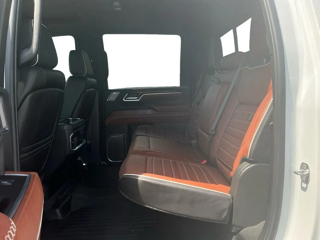 2024 GMC Sierra 2500HD Denali Ultimate thumbnail 21