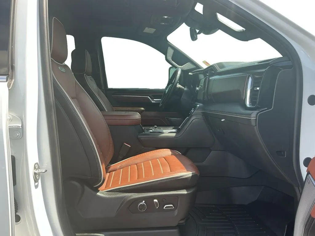 2024 GMC Sierra 2500HD Denali Ultimate thumbnail 22