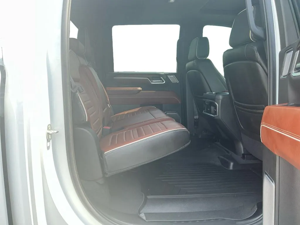 2024 GMC Sierra 2500HD Denali Ultimate thumbnail 23