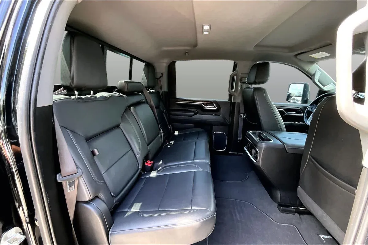 2024 GMC Sierra 2500HD SLT thumbnail 20