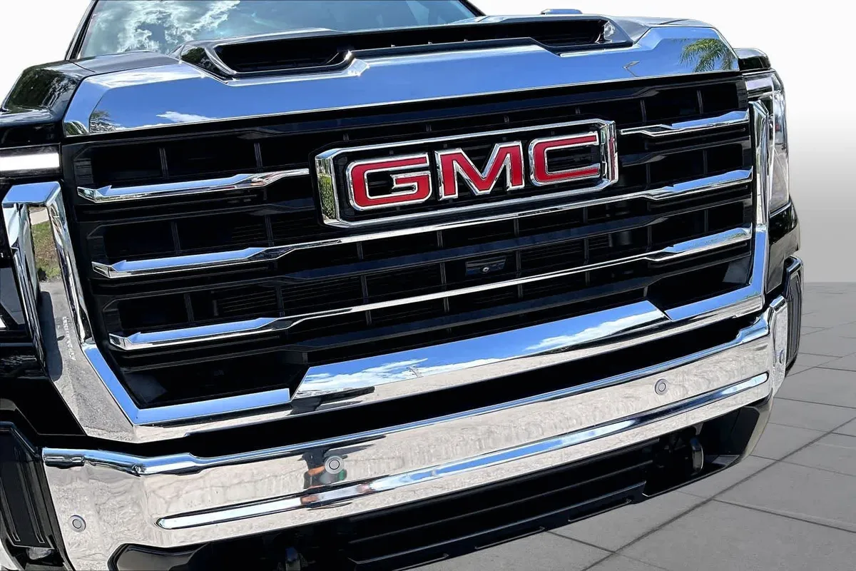 2024 GMC Sierra 2500HD SLT thumbnail 30