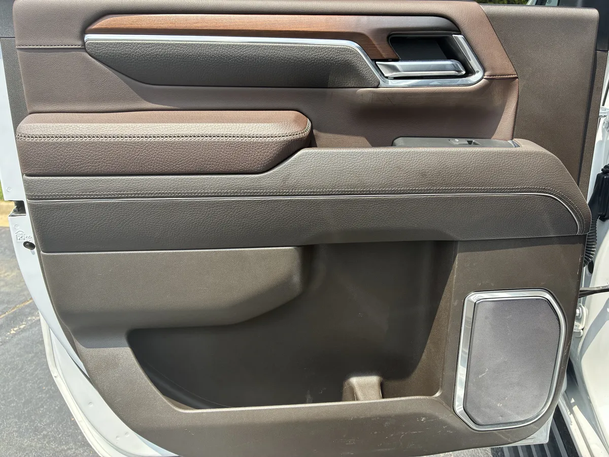 2024 GMC Sierra 3500 HD Denali DRW thumbnail 16
