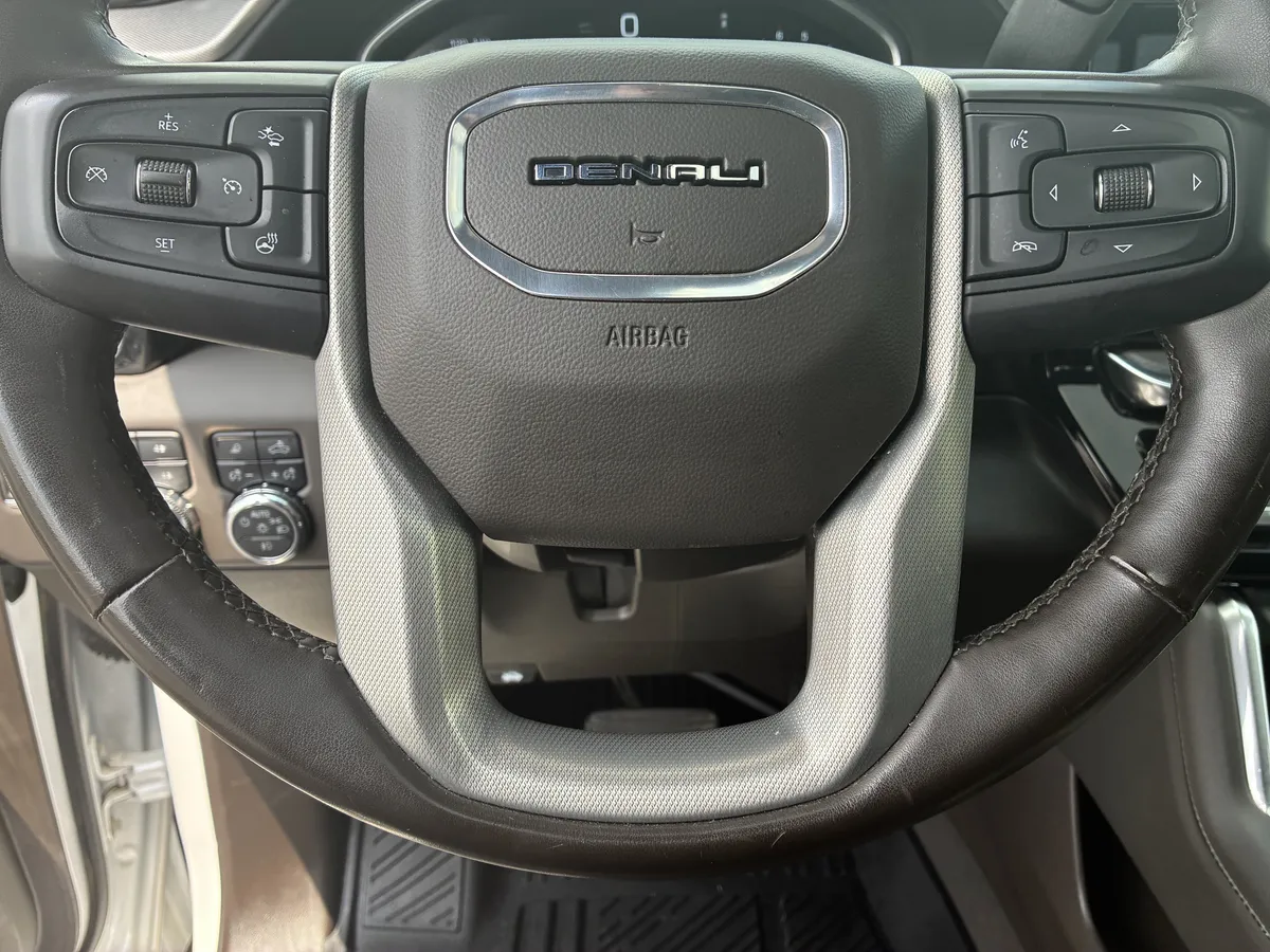 2024 GMC Sierra 3500 HD Denali DRW thumbnail 27