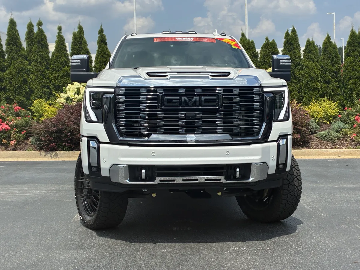 2024 GMC Sierra 3500 HD Denali DRW thumbnail 5