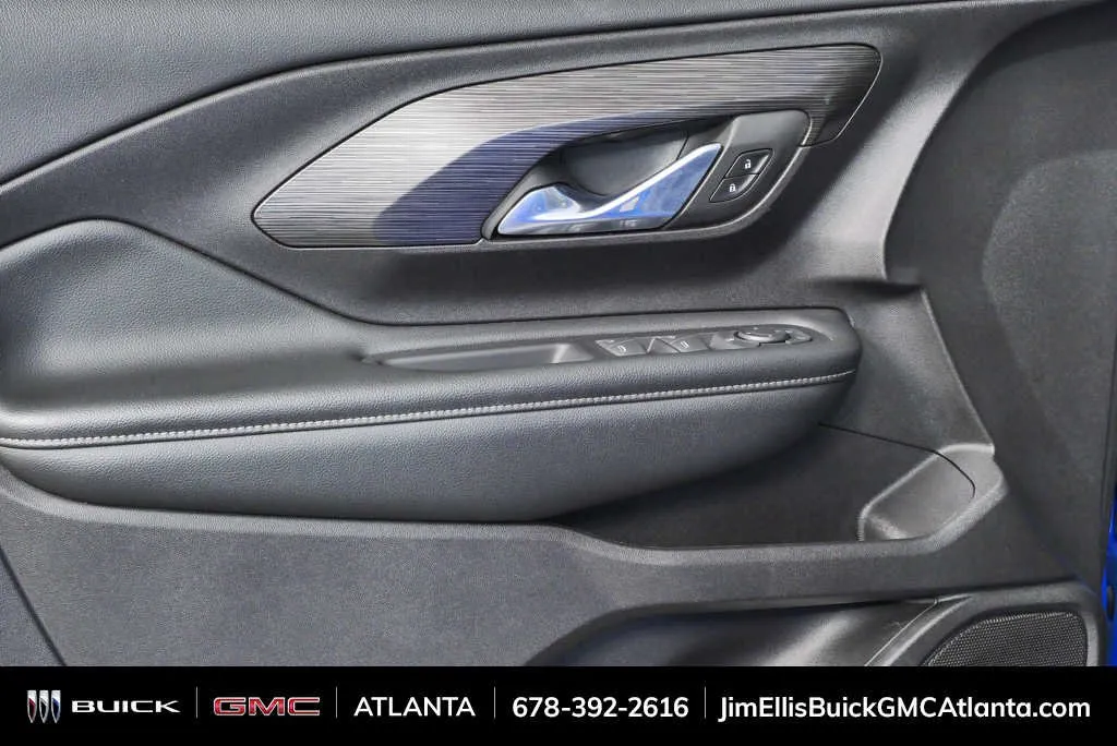 2024 GMC Terrain SLE thumbnail 6