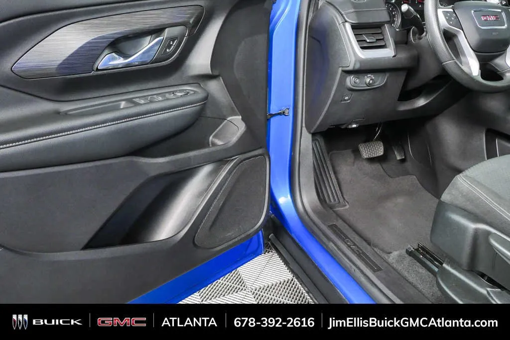 2024 GMC Terrain SLE thumbnail 7