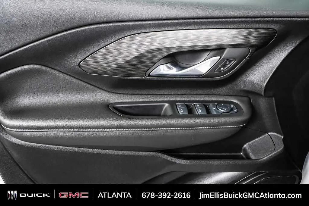 2024 GMC Terrain SLE thumbnail 6