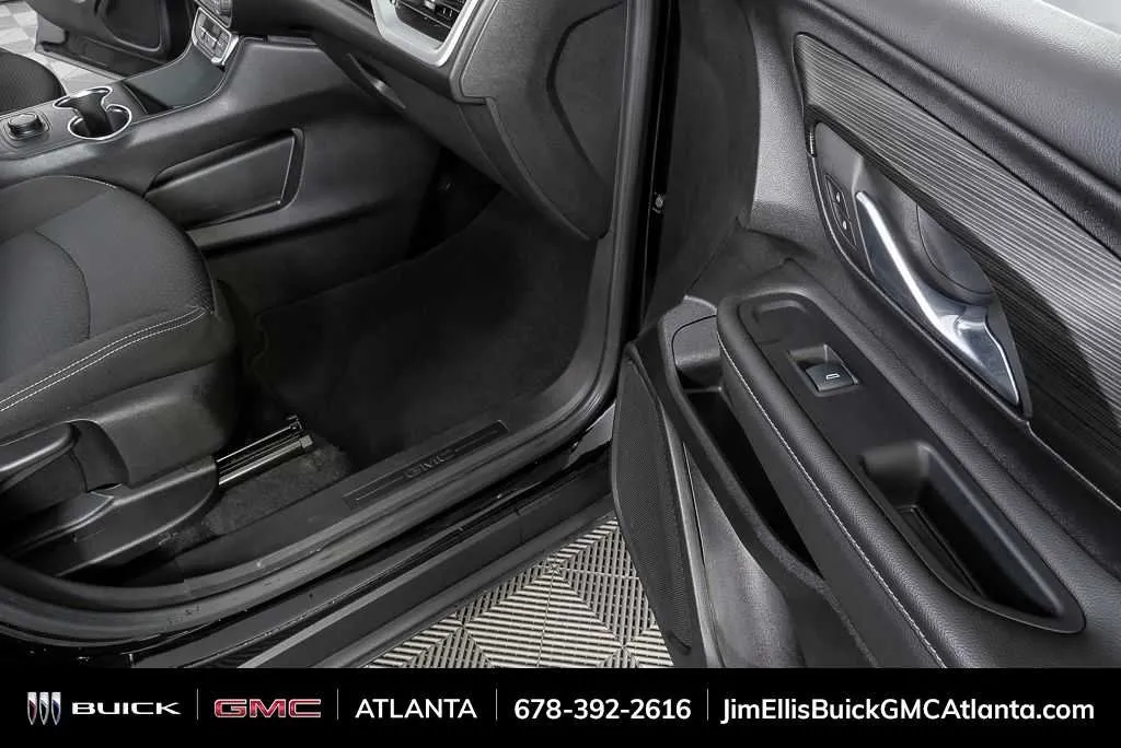 2024 GMC Terrain SLE thumbnail 22