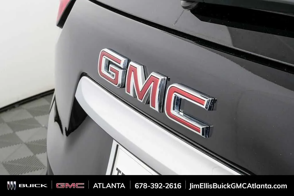 2024 GMC Terrain SLE thumbnail 33