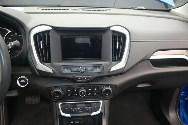 2024 GMC Terrain SLE thumbnail 10