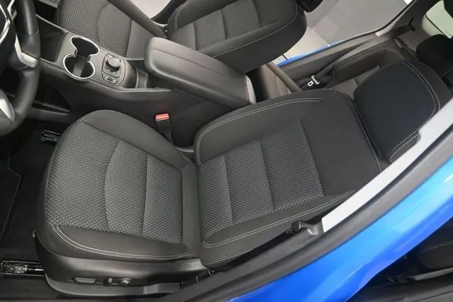 2024 GMC Terrain SLE thumbnail 11