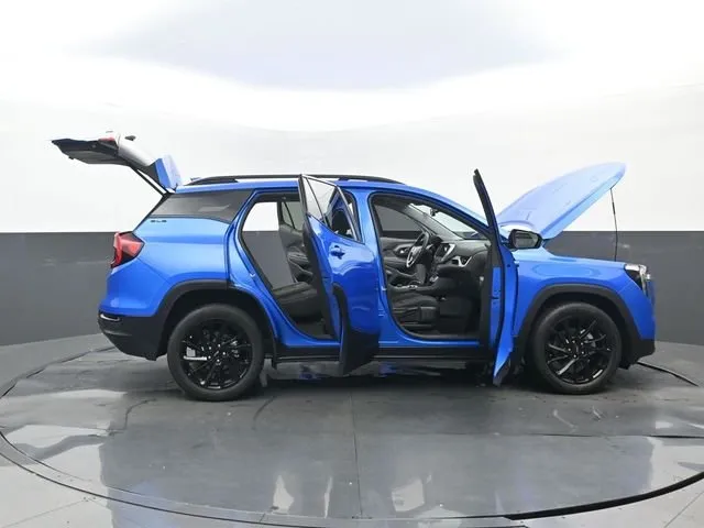 2024 GMC Terrain SLE thumbnail 33