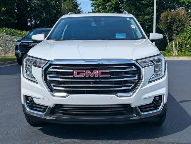 2024 GMC Terrain SLT thumbnail 12