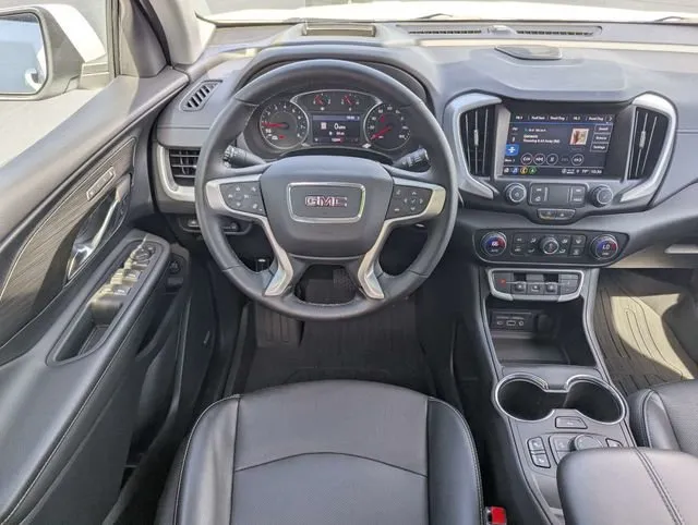 2024 GMC Terrain SLT thumbnail 16