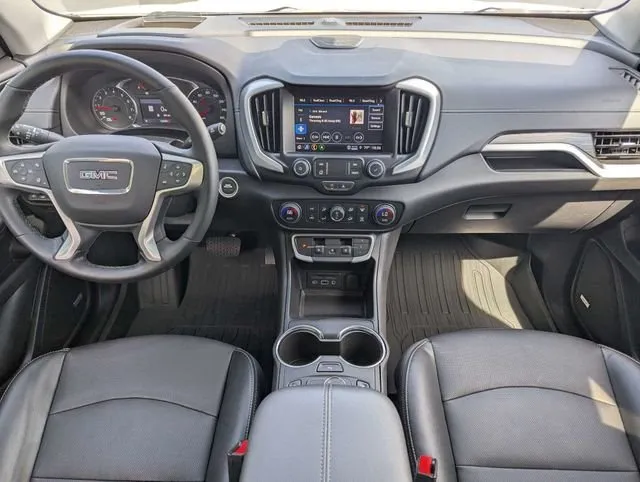 2024 GMC Terrain SLT thumbnail 6