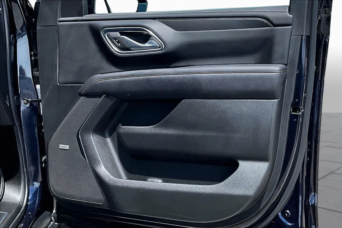 2024 GMC Yukon AT4 thumbnail 27