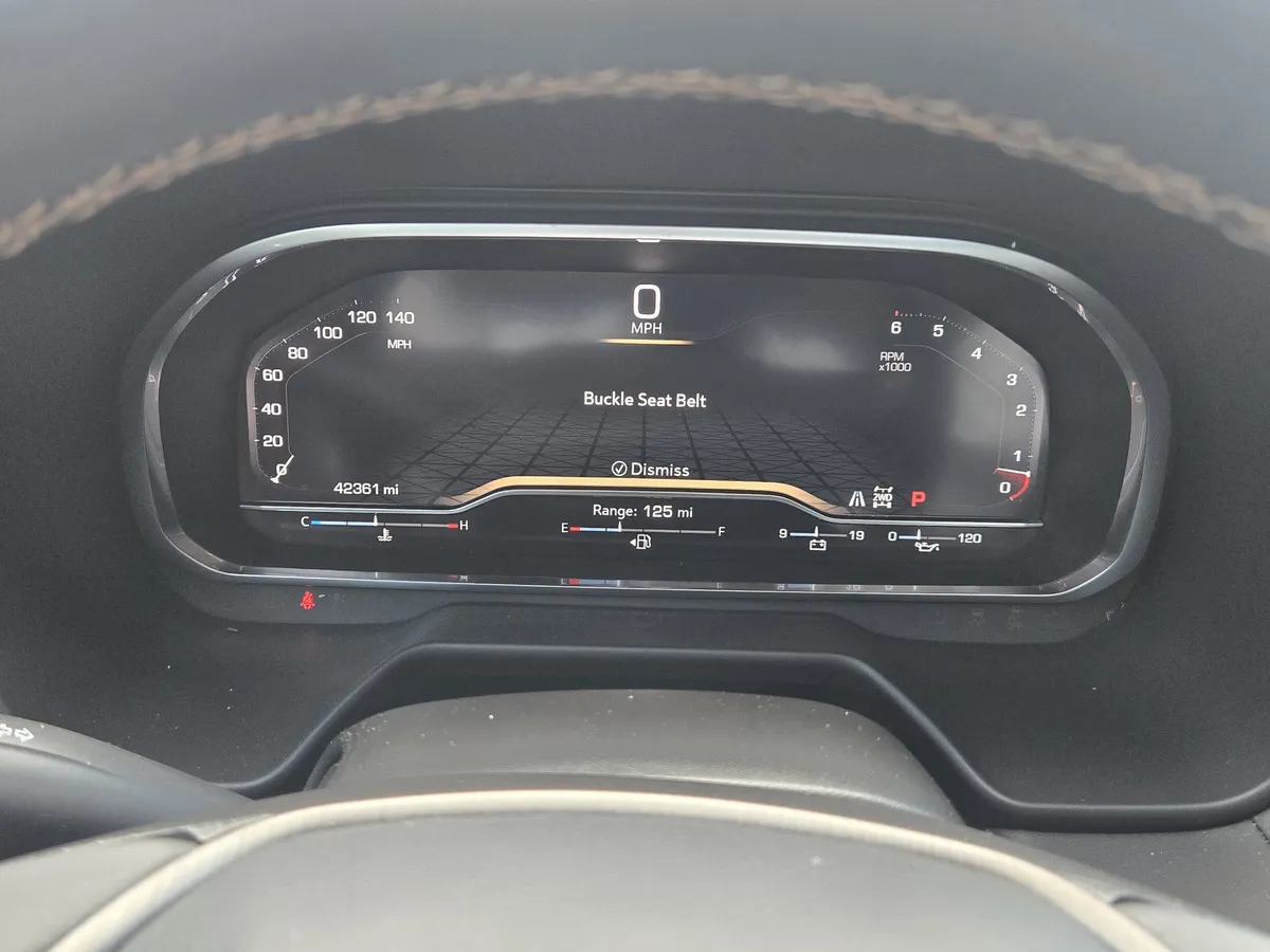 2024 GMC Yukon AT4 thumbnail 32