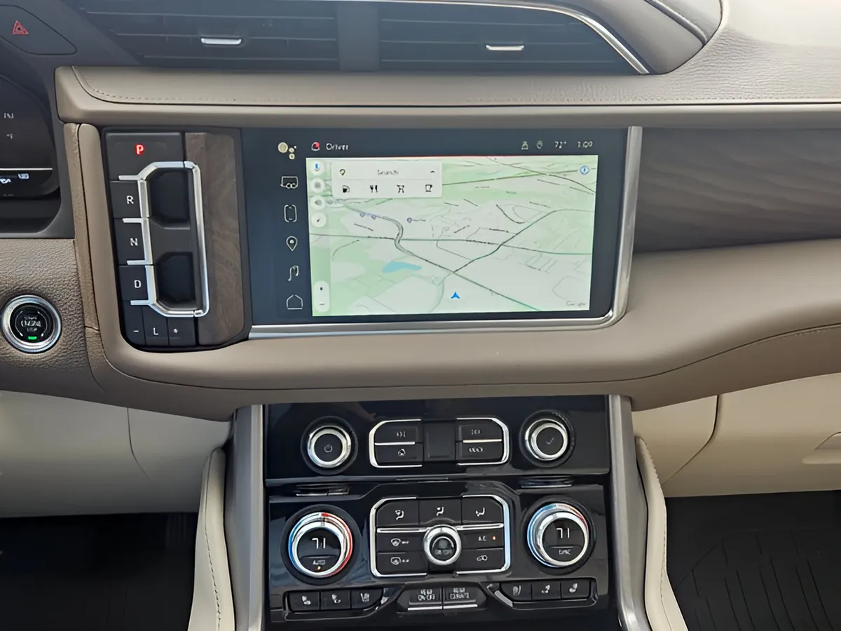 2024 GMC Yukon Denali thumbnail 26