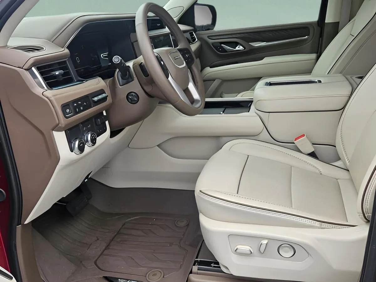 2024 GMC Yukon Denali thumbnail 33