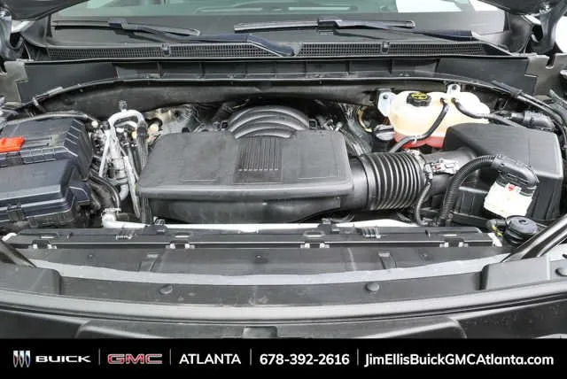 2024 GMC Yukon SLT thumbnail 32