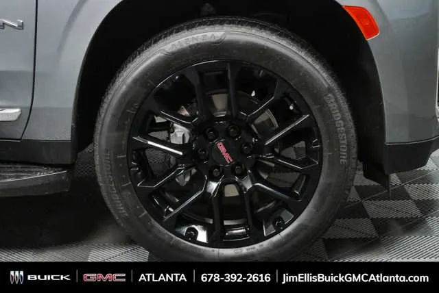 2024 GMC Yukon SLT thumbnail 36