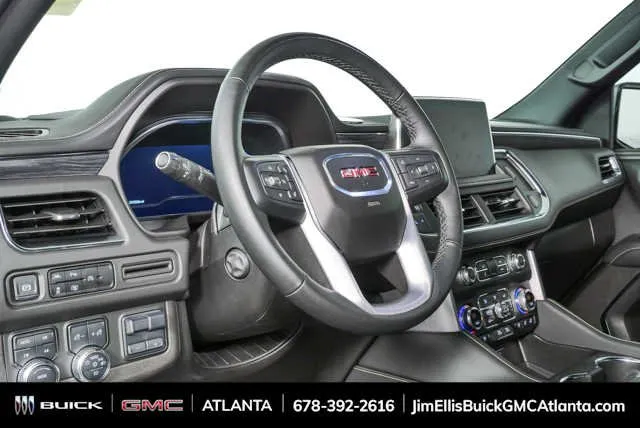2024 GMC Yukon SLT thumbnail 4