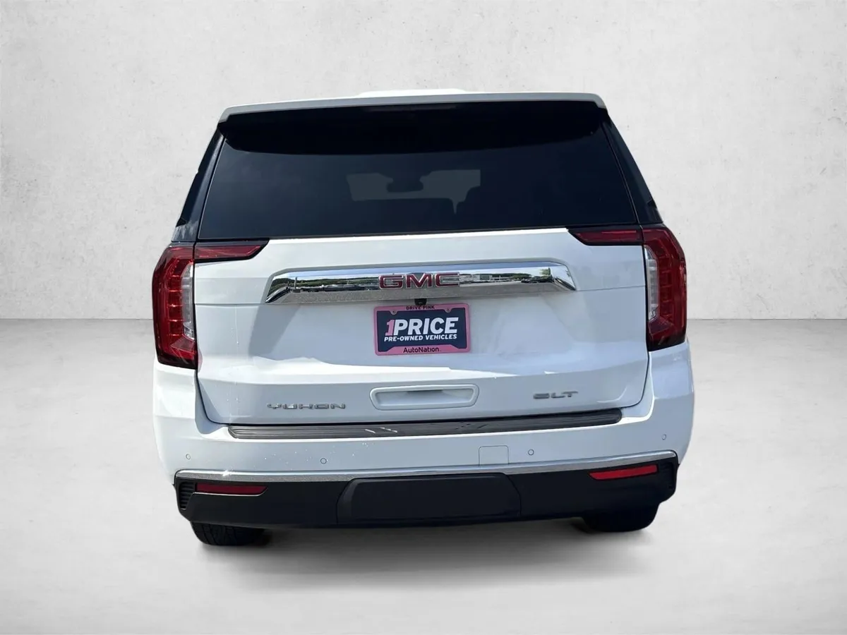 2024 GMC Yukon SLT thumbnail 6