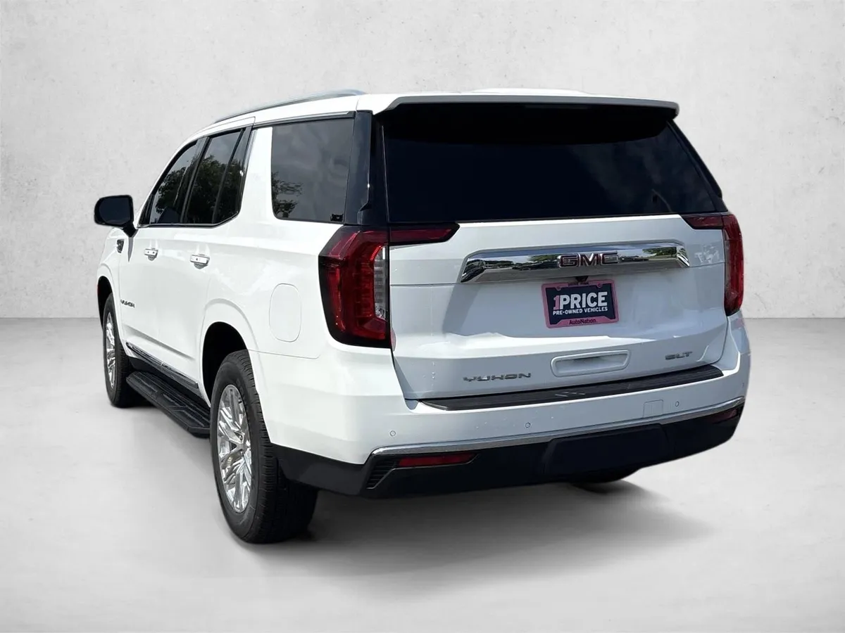 2024 GMC Yukon SLT thumbnail 7