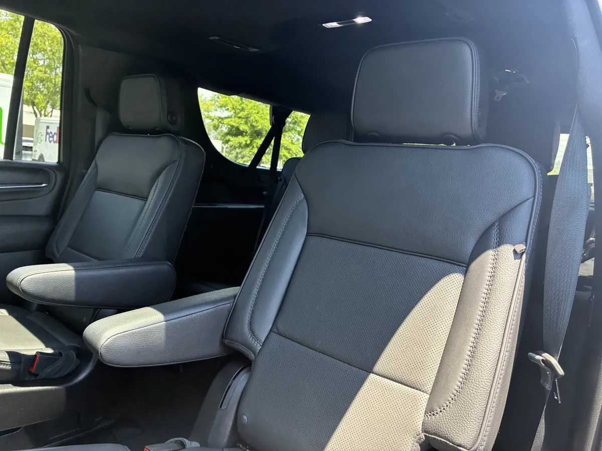 2024 GMC Yukon XL Denali thumbnail 13