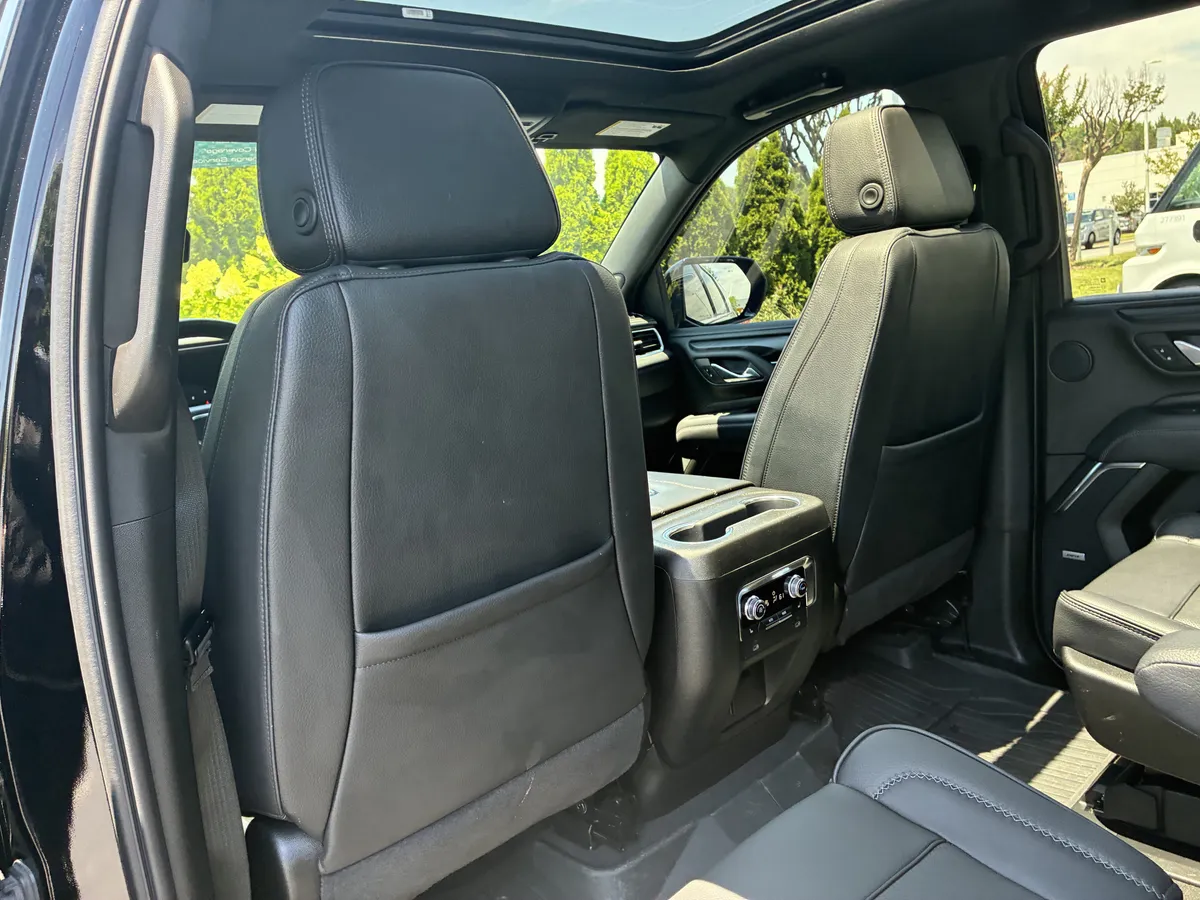 2024 GMC Yukon XL Denali thumbnail 15