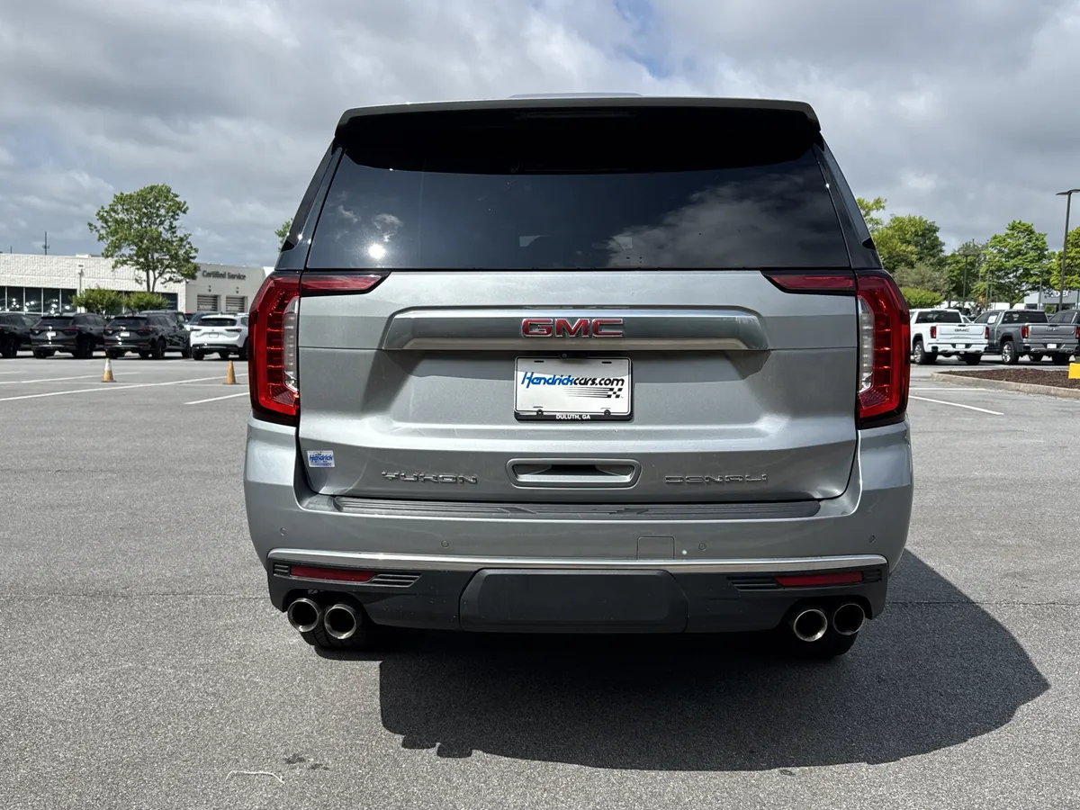2024 GMC Yukon XL Denali thumbnail 8