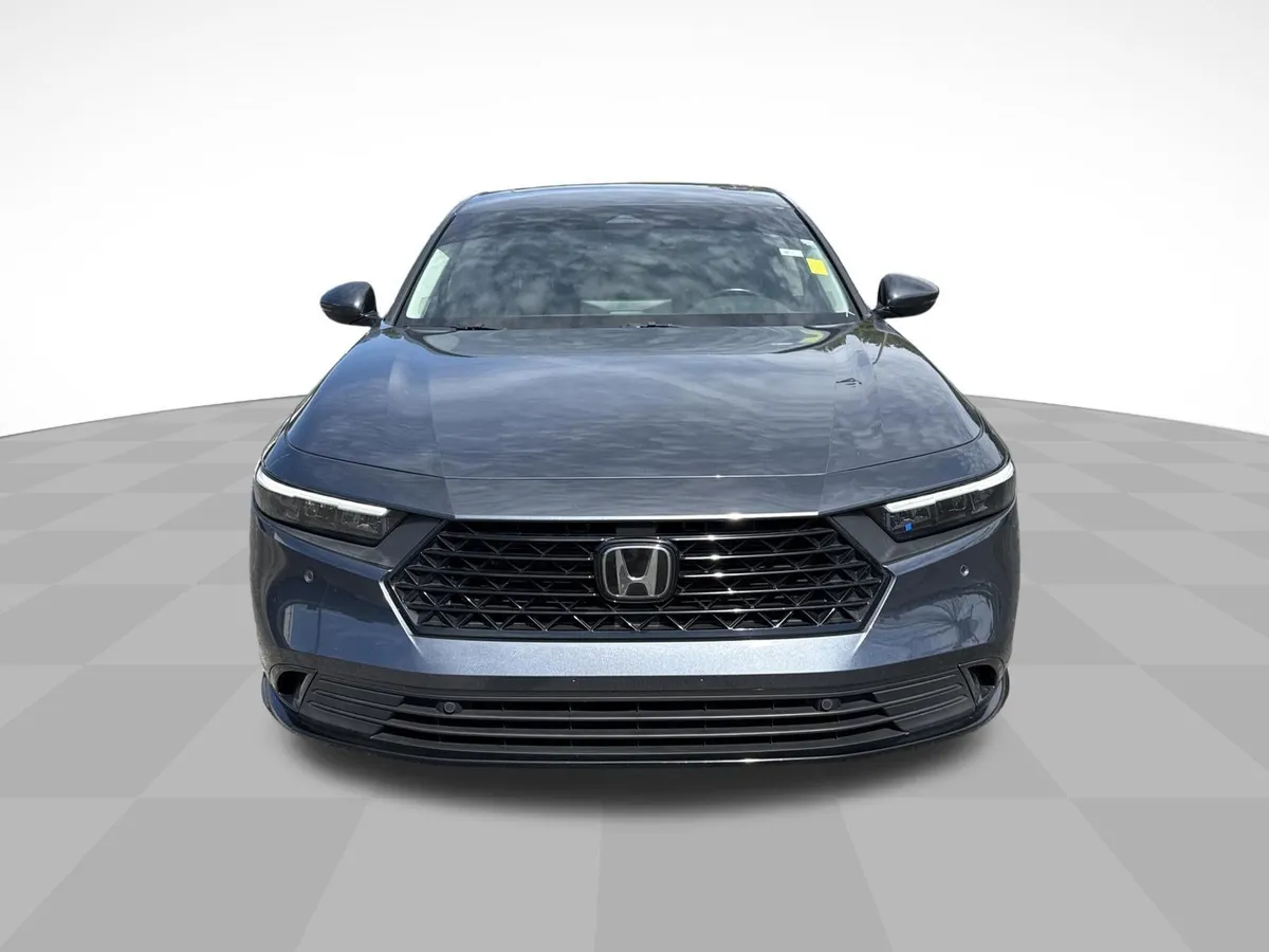 2024 Honda Accord Hybrid EX-L thumbnail 2