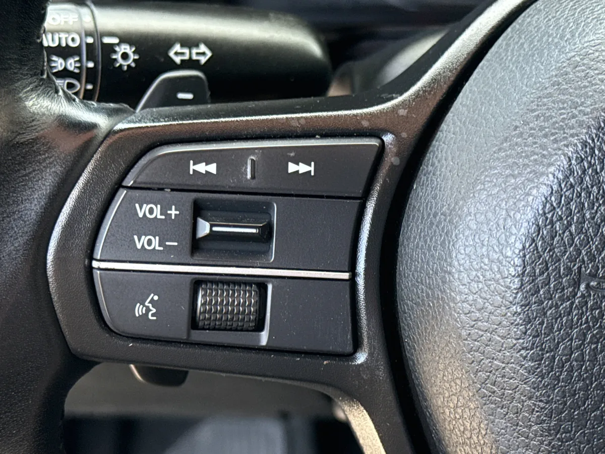 2024 Honda Accord Hybrid EX-L thumbnail 21