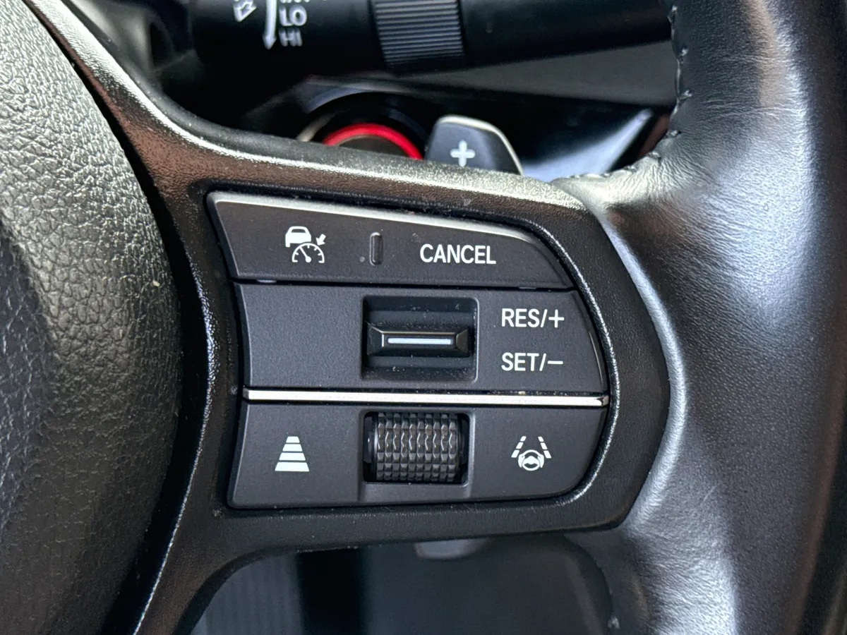 2024 Honda Accord Hybrid EX-L thumbnail 22