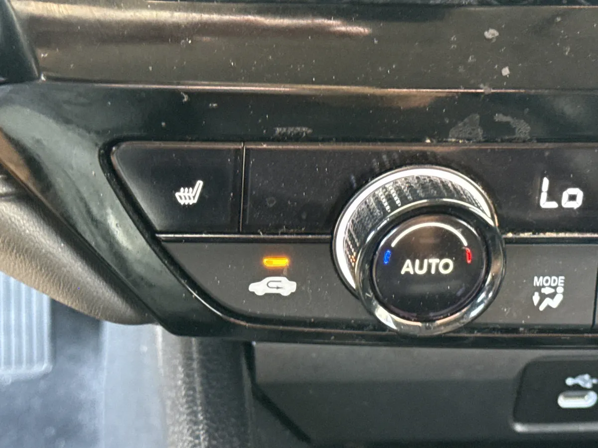 2024 Honda Accord Hybrid EX-L thumbnail 25