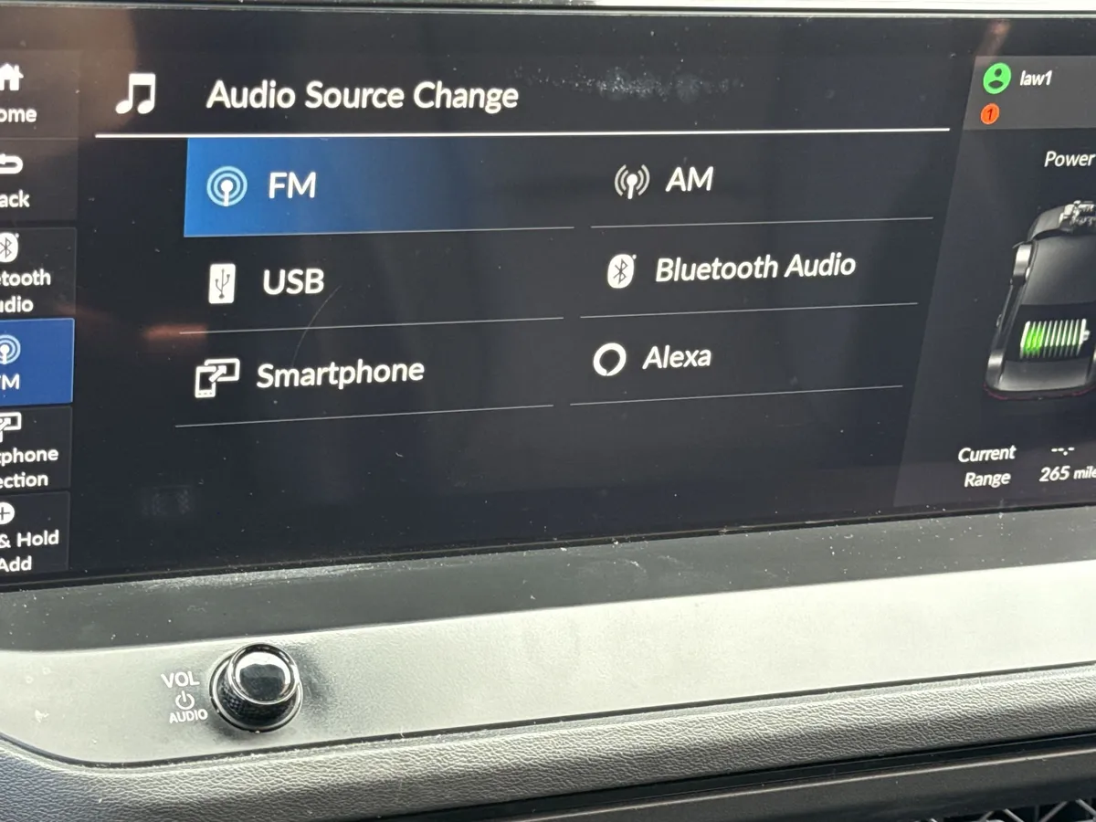 2024 Honda Accord Hybrid EX-L thumbnail 30