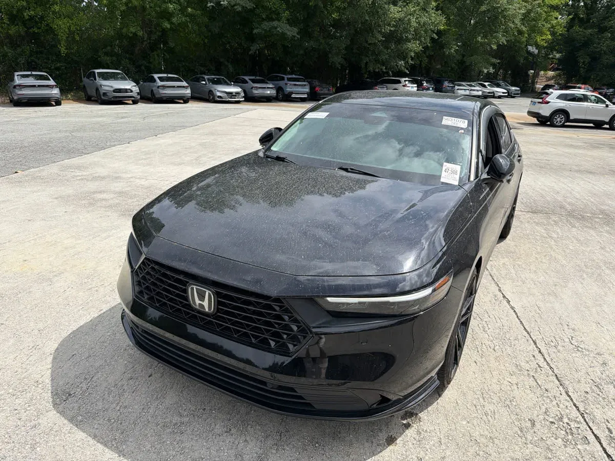 2024 Honda Accord Hybrid EX-L thumbnail 4