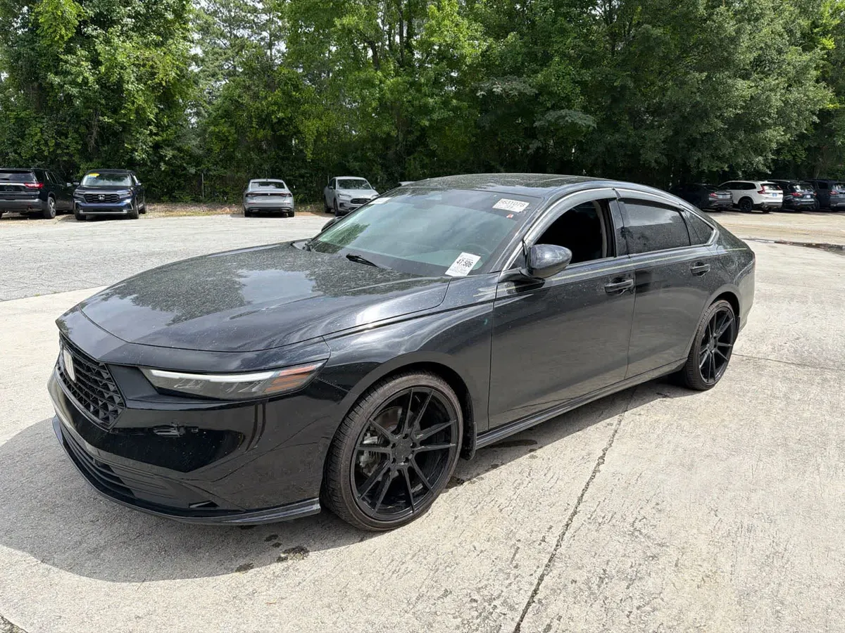2024 Honda Accord Hybrid EX-L thumbnail 6