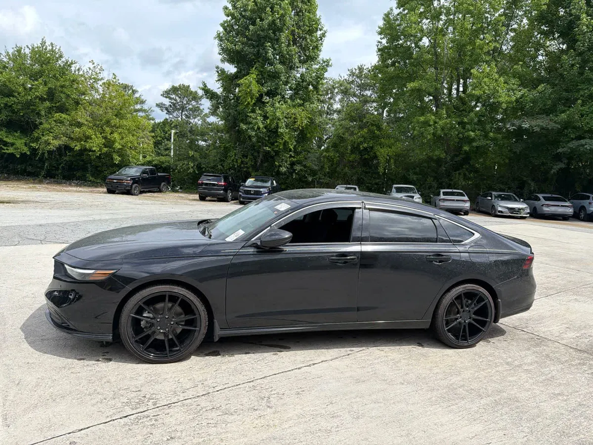 2024 Honda Accord Hybrid EX-L thumbnail 7