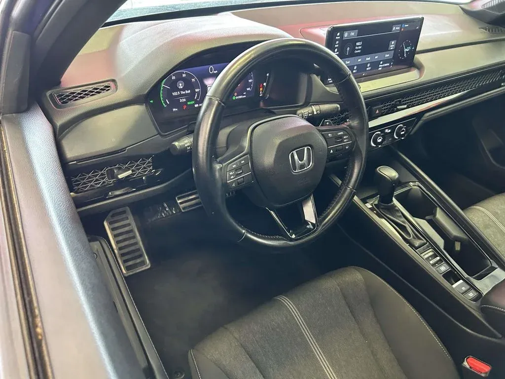 2024 Honda Accord Hybrid Sport thumbnail 11