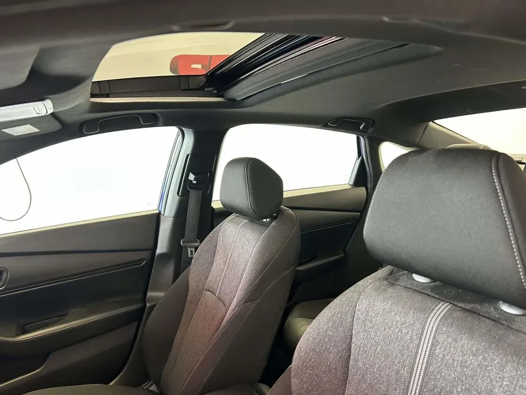 2024 Honda Accord Hybrid Sport thumbnail 12