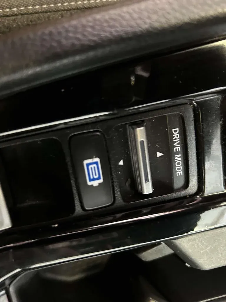 2024 Honda Accord Hybrid Sport thumbnail 20